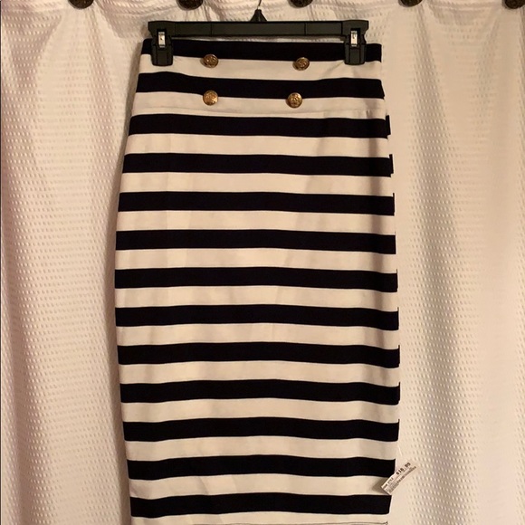 Alt.B Dresses & Skirts - Stretchy skirt